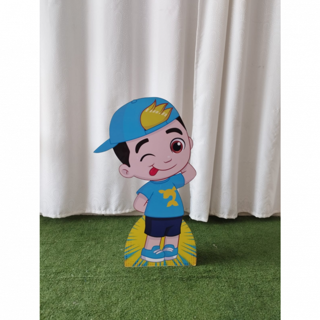 LUCAS NETO-PERSONAGEM DE CHÃO