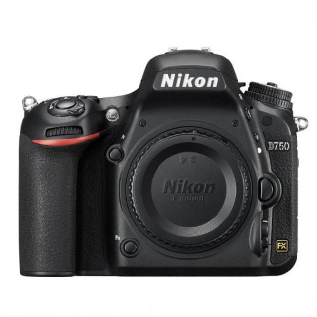 NIKON D750