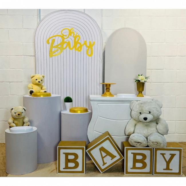 CHA DE BEBE BRANCO E DOURADO