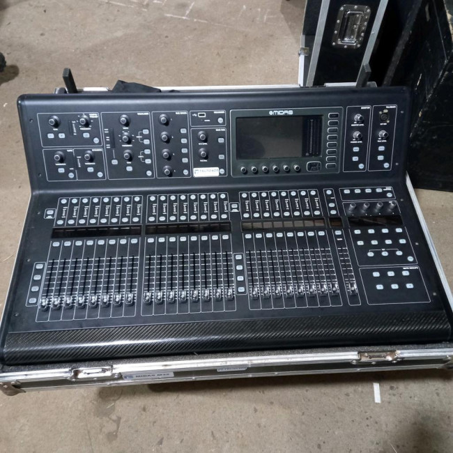 MESA MIDAS M32