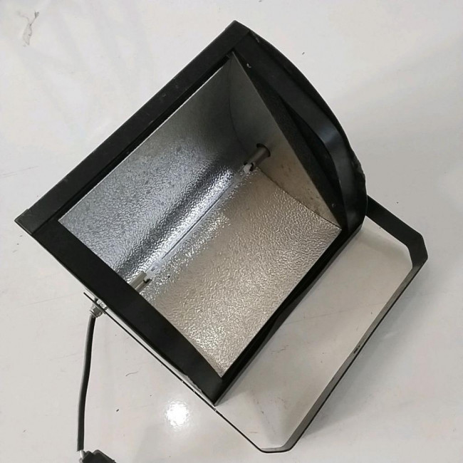 SET LIGHT