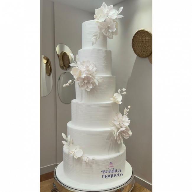 BRIZZ CAKE