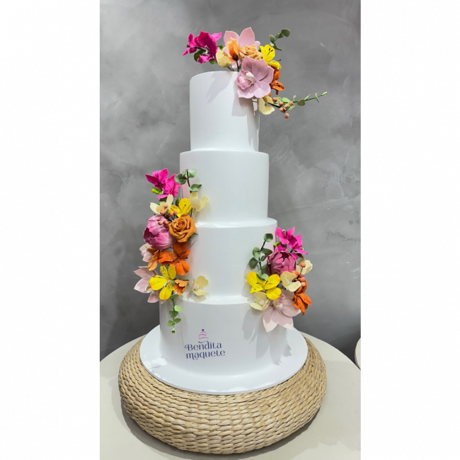 SERENA CAKE