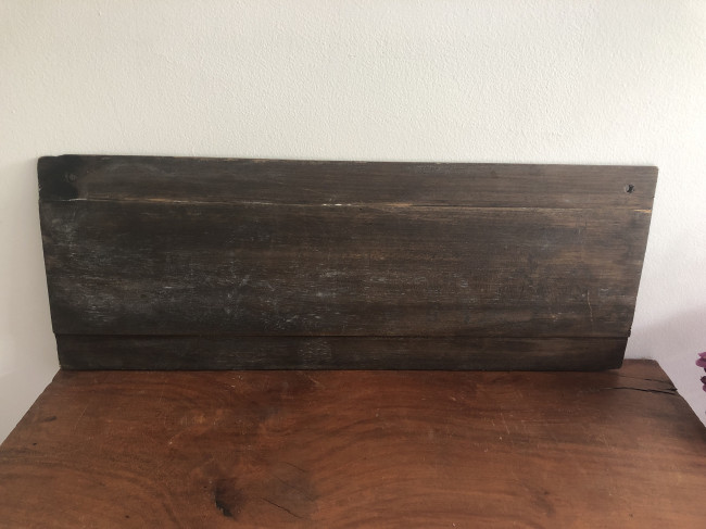 PLACA DE MADEIRA RETANGULAR 70 X 26CM