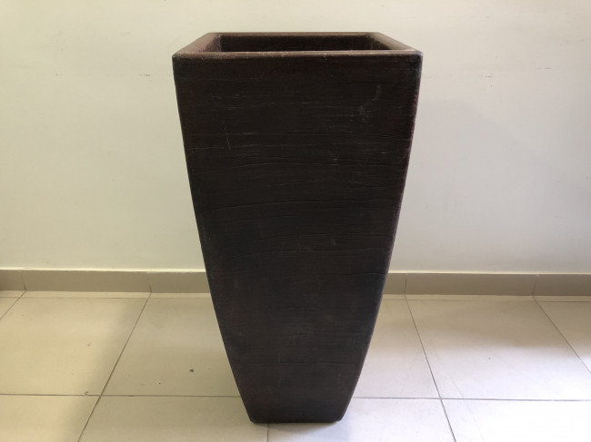 VASO PLASTICO MARROM G BOCA QUADRADA