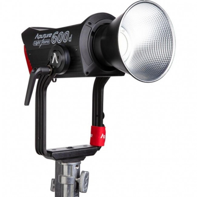 Kit Aputure 600d